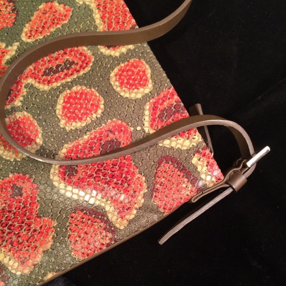 Cynthia Rowley Snakeskin Shoulder Bag - Picture 4 of 8